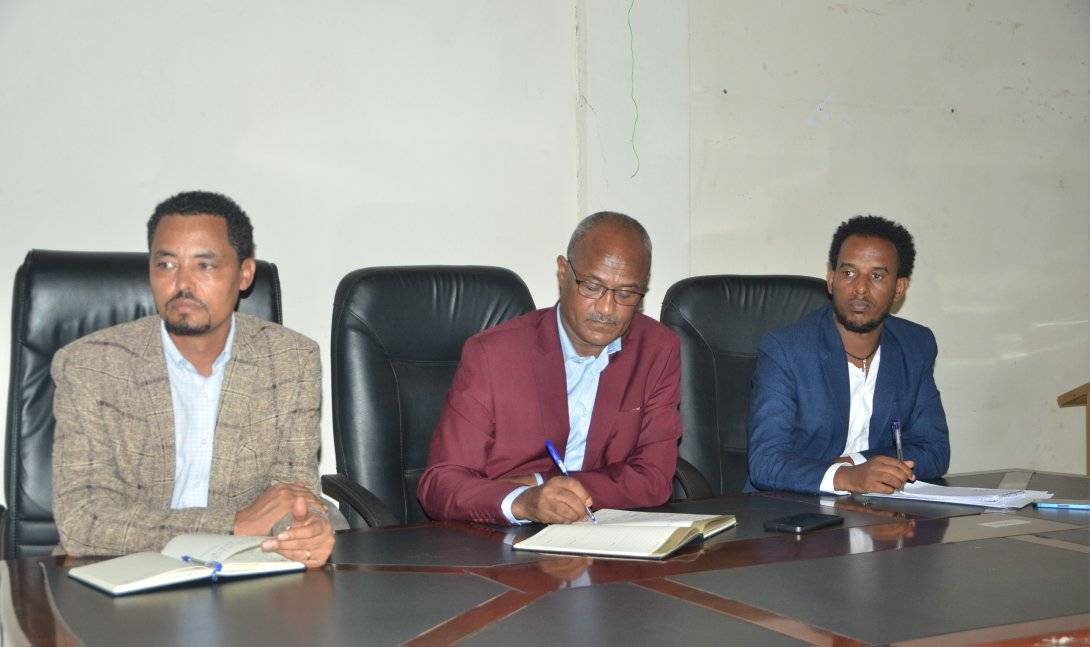 የአማራ ክልል ፍትሕ ቢሮ የ2016 በጀት አመት የፍትሕ ዘርፍ የሪፎርም እቅድ አፈጻጸም በመገምገም የ2017 በጀት አመት አቅድ ለፍትህ መምሪያ ኃላፊዎችና ለማኔጅመነቱ አባላት ኦሬቴሽን ሰጠ፡፡